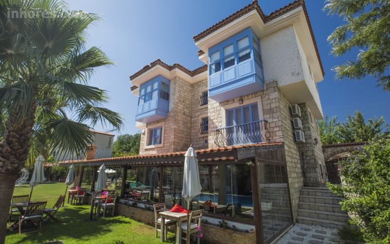 Tash Mekan Alaçatı Otel