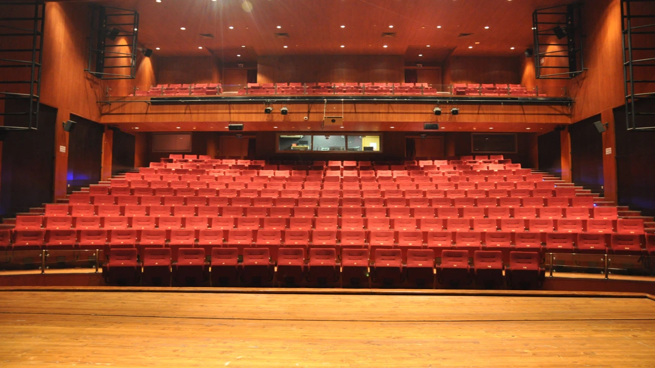 İBB Güngören Erdem Beyazıt Kültür Merkezi